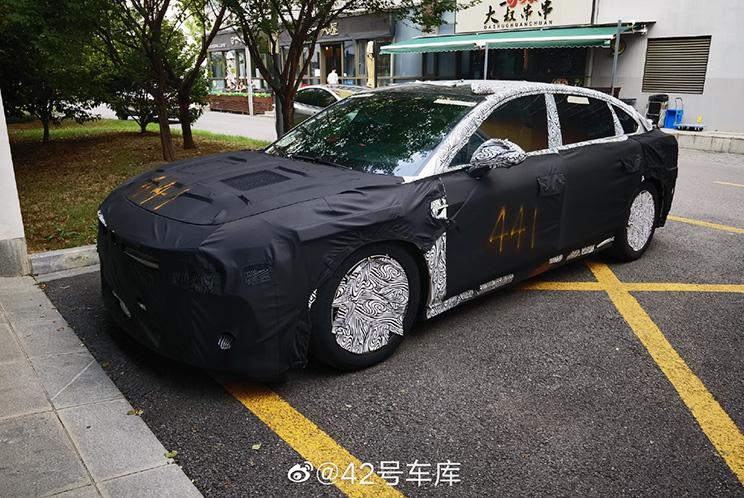 岚图第三款量产车型将于广州车展发布