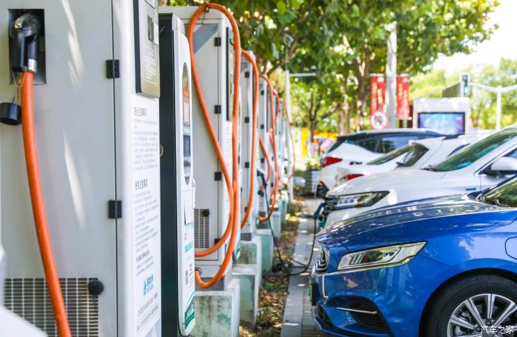 商务部:促消费支持新能源汽车加快发展